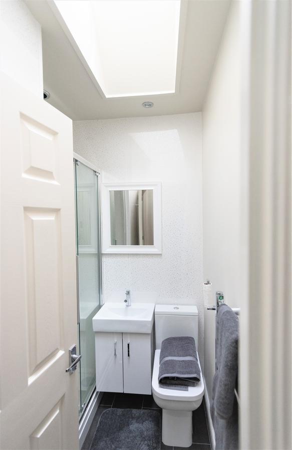 Swindon City Centre Duplex - Entercloud9Sa Экстерьер фото